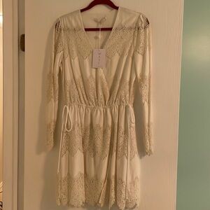 WAYF DRESS- SIZE MEDIUM- off white lace- NWT